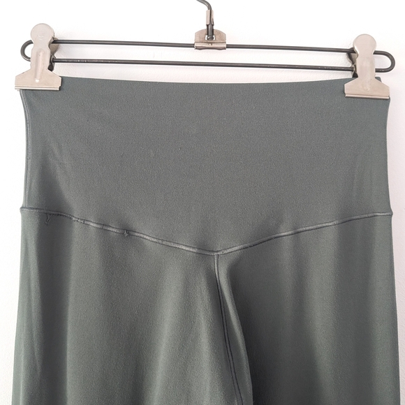 Aerie Offline High Waisted Leggings In Size M - Picture 7 of 15